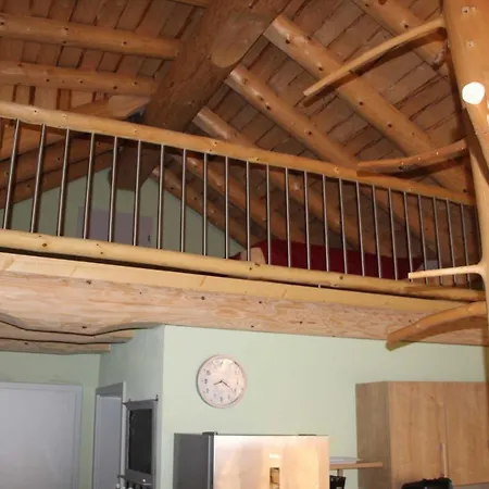 Apartment Holzhauszeit
